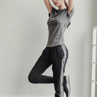 Jogging femme moderne et confortable sur une femme