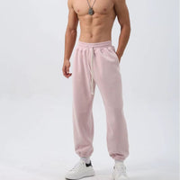 Jogging homme rose et moderne sur un homme