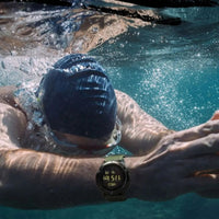 Montre d'activité légère et étanche