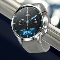 Montre gps pour running connectée sur fond bleu