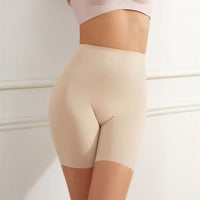 Short anti frottement respirant et taille haute sur une femme