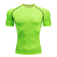 T-Shirt de compression moderne et respirant sur fond blanc