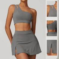 Tenue de sport deux pièces avec jupe pour femme